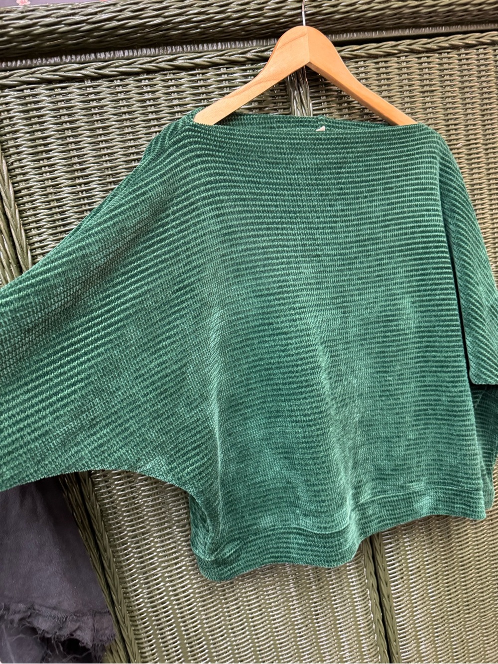 Chenault Forest Green Ribbed Chenille Knit Boatneck Batwing Sweater Top Large